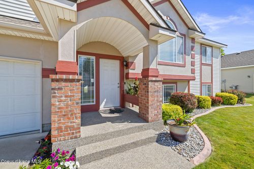2893 W Strawberry Ln, Hayden, ID, 83835-9889 | Card Image