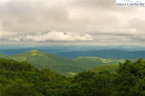 3 Reynolds Parkway, Boone, NC, 28607 | Card Image