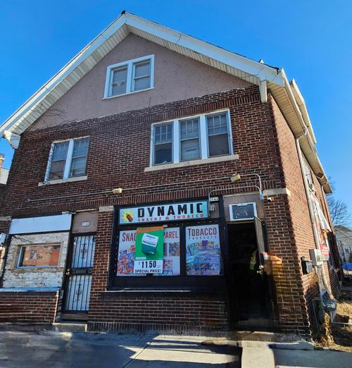 354446 N Teutonia Ave, Milwaukee, WI, 53206-2328 | Card Image