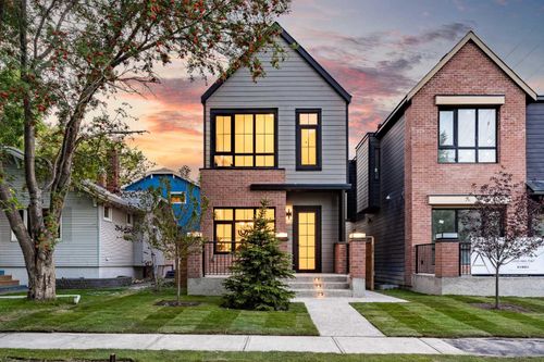 114 7 Ave Nw, Calgary, AB, T2M0A2 | Card Image