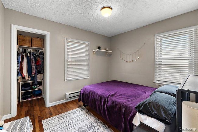 110 W Shevlin Ave, House other with 2 bedrooms, 1 bathrooms and null parking in Hazel Park MI | Image 9