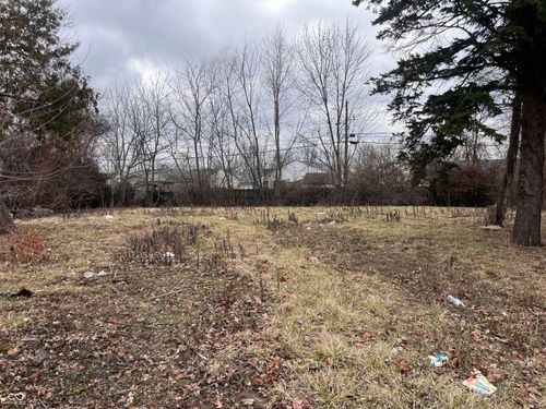 9907 Strathmore Ct, Indianapolis, IN, 46235-1663 | Card Image