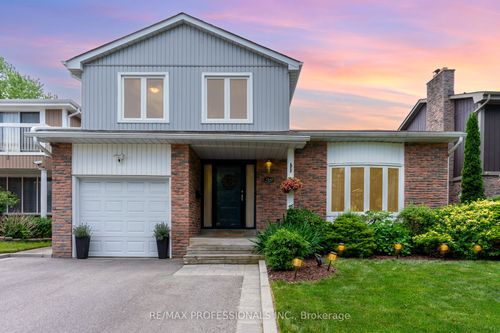 1247 Glenanna Rd, Pickering, ON, L1V3B6 | Card Image