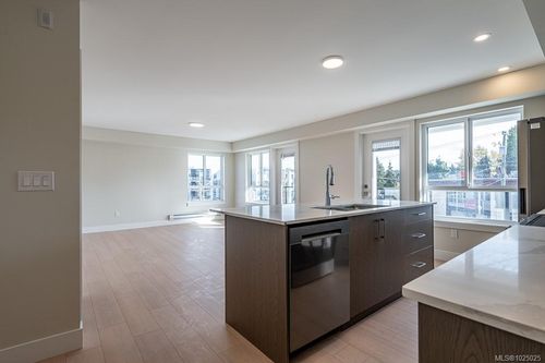 312-171 Jensen Ave W, Parksville, BC, V9P1K3 | Card Image
