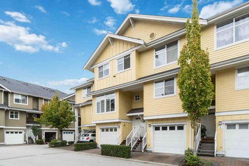 8-935 Ewen Ave, New Westminster, BC, V3M0A1 | Card Image