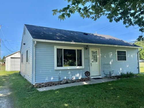 900 Villa Ter, Kendallville, IN, 46755-1140 | Card Image