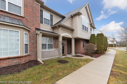 47655 Pembroke Dr, Canton, MI, 48188-7234 | Card Image