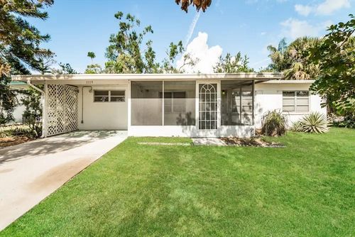 1109 Myrtle Ave, VENICE, FL, 34285-7838 | Card Image