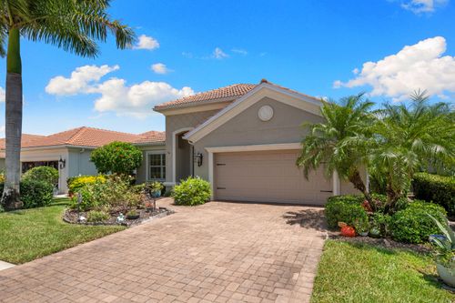 14686 Sonoma Blvd, NAPLES, FL, 34114-8806 | Card Image
