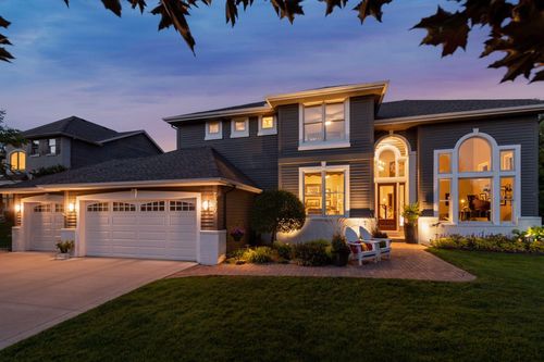 7329 Bent Bow Trl, Chanhassen, MN, 55317-6402 | Card Image