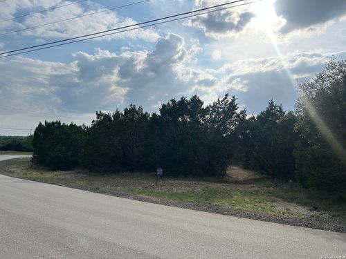 1049 Grassland, Bulverde, TX, 78163-4803 | Card Image