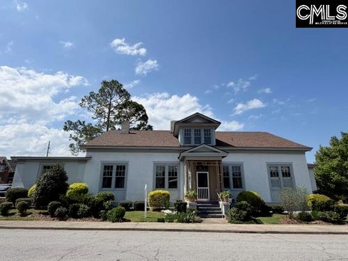 909 College St, Newberry, SC, 29108-3841 | Card Image