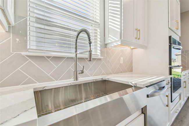 29647 Cassino Ct, House other with 3 bedrooms, 3 bathrooms and null parking in WESLEY CHAPEL FL | Image 11