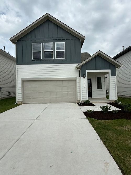 5800 Beverly Prairie Rd, Del Valle, TX, 78617-2831 | Card Image