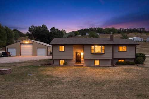 8062 Blucksberg Dr, Sturgis, SD, 57785-2817 | Card Image