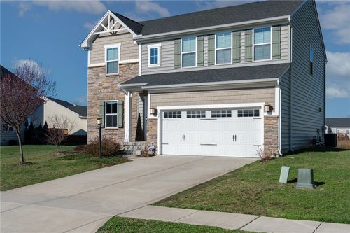 32 Waterford Blvd, Fairborn, OH, 45324-3877 | Card Image