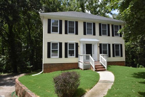 511 Foxhound Rd, Simpsonville, SC, 29680-6717 | Card Image