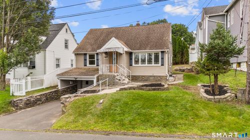 362 East Rd, Bristol, CT, 06010-6838 | Card Image