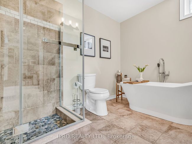 626 Deerhurst Dr, House other with 3 bedrooms, 3 bathrooms and 4 parking in Burlington ON | Image 31