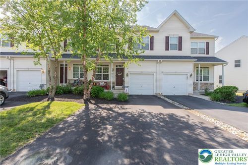 923 King Way, BREINIGSVILLE, PA, 18031-1483 | Card Image