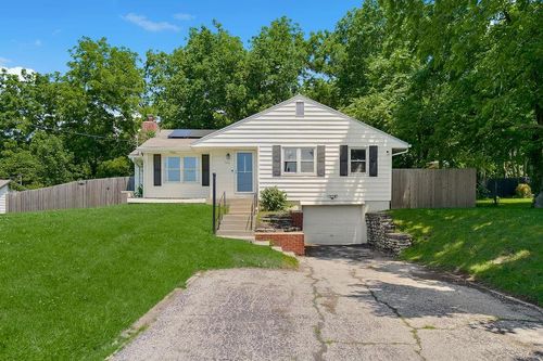 2620 Ne 56th Ter, Gladstone, MO, 64119-2311 | Card Image
