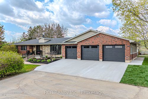 253 Highway 5 Highway, Brant, ON, N0E1N0 | Card Image