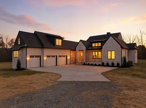 116 Bradley Ln, Cottontown, TN, 37048-4732 | Card Image