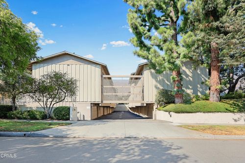 2471 Loma Vista St, Pasadena, CA, 91104-3404 | Card Image