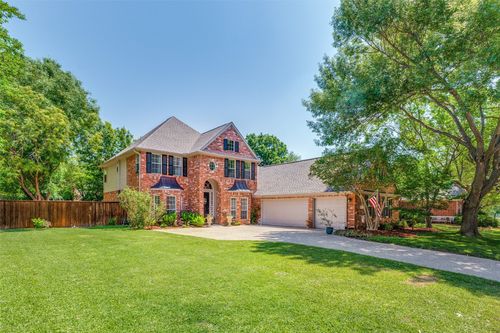 907 Parkwood Ct, Mckinney, TX, 75072-5392 | Card Image