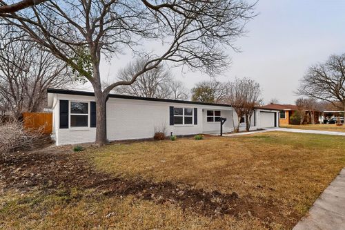 3617 Granada Dr, Richland Hills, TX, 76118-5510 | Card Image