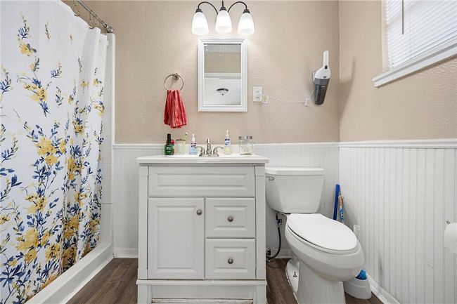 1009 Sinton St, House other with 3 bedrooms, 2 bathrooms and null parking in Sinton TX | Image 23