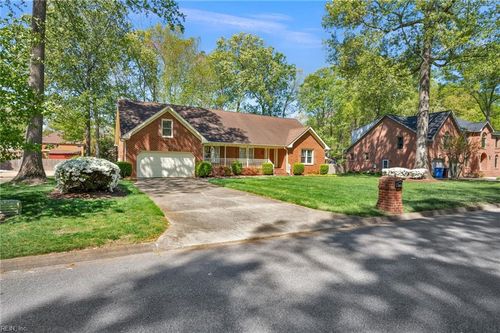 1017 Winchester Way, Chesapeake, VA, 23320-8156 | Card Image