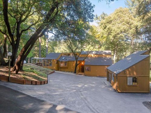 22163 Miller Ridge Rd, Los Gatos, CA, 95033-9410 | Card Image