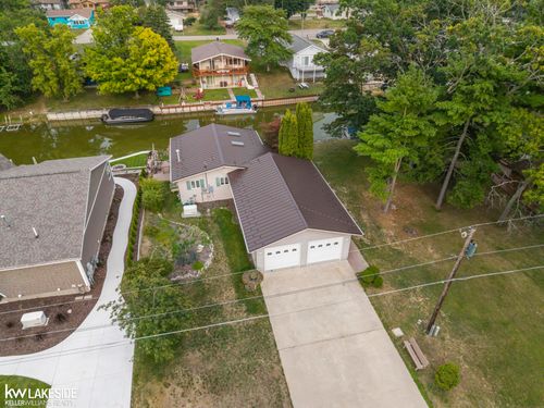 4348 White Sands Dr, Pigeon, MI, 48755-9773 | Card Image