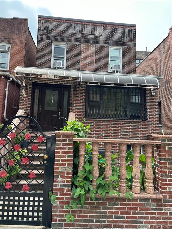 Benedict Ave, Bronx, NY 10462