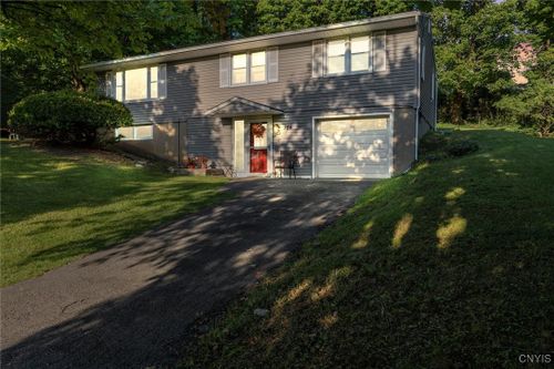 104 Fieldcrest Drive, Camillus, NY, 13031 | Card Image