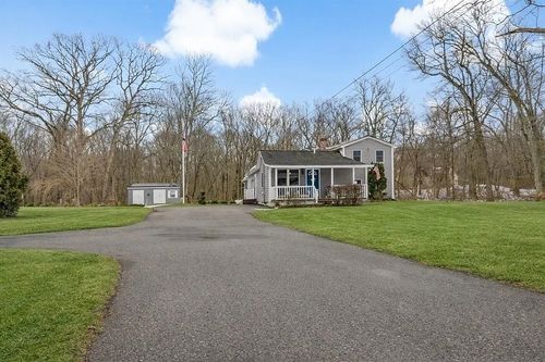 702 Arcade Avenue, Seekonk, MA, 02771 | Card Image