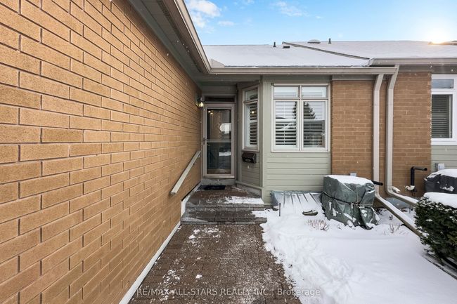 68 Celebrity Greens Way, Condo with 3 bedrooms, 2 bathrooms and 1 parking in Markham ON | Image 34