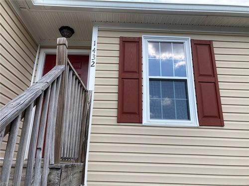 1432 Deerpond Ln, Virginia Beach, VA, 23464-6477 | Card Image