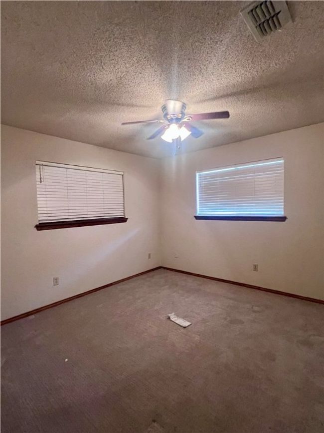 806 Dakota St, House other with 4 bedrooms, 3 bathrooms and 4 parking in Robstown TX | Image 23
