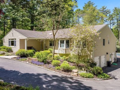 482 Berry Hill Road, House other with 4 bedrooms, 3 bathrooms and null parking in Oyster Bay Cove NY | Image 1