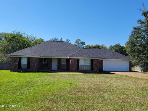 703 Pecan Ct, Brandon, MS, 39042-6013 | Card Image