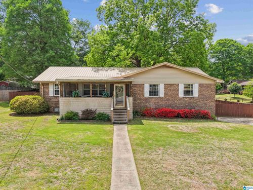 6766 Sunny Dell Dr, BESSEMER, AL, 35023-8045 | Card Image