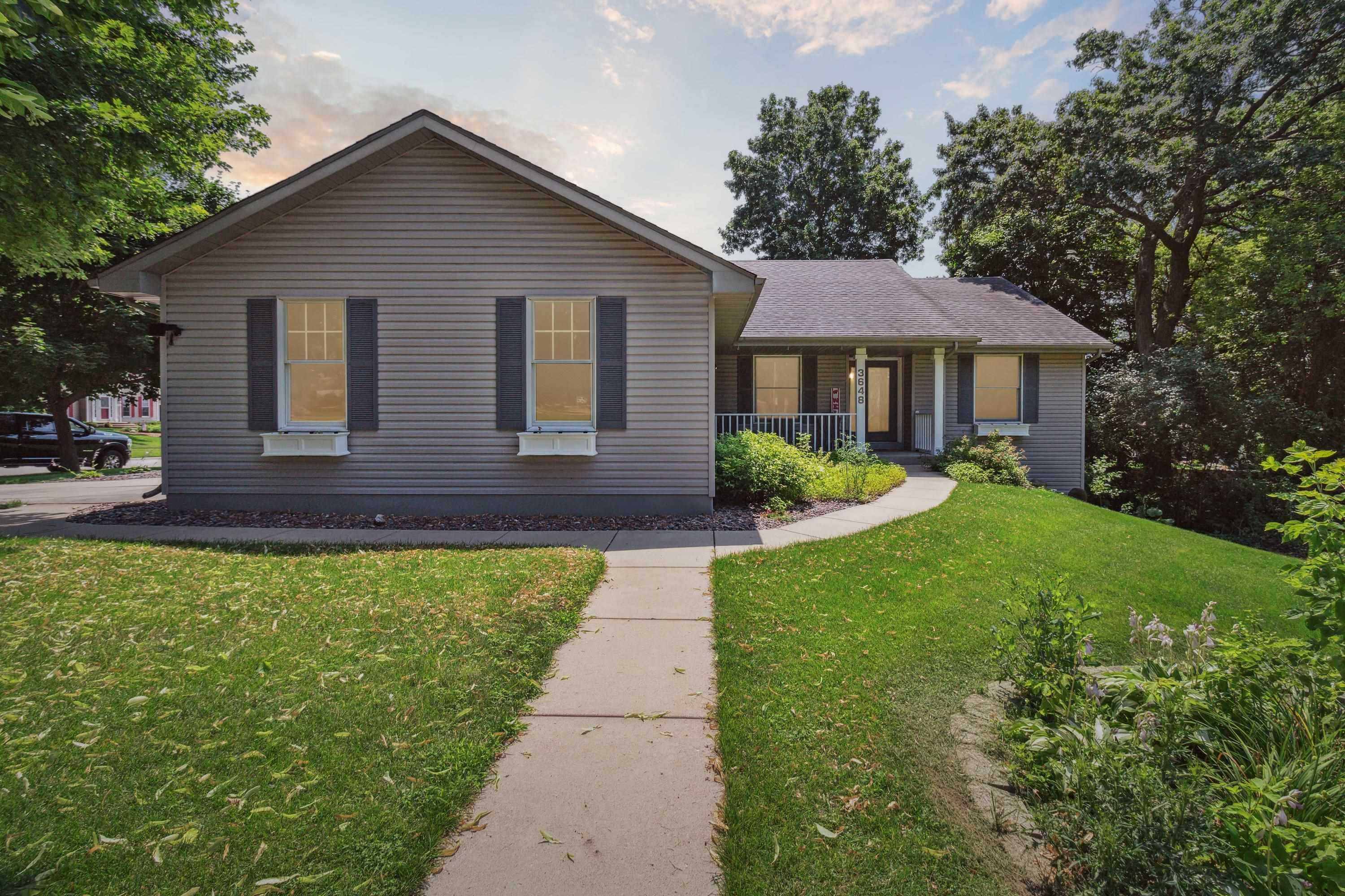 Sheffield Dr, Janesville, WI 53546