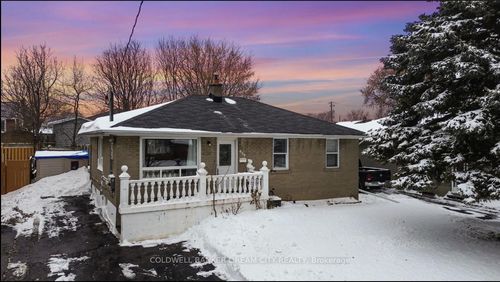 484 Phillip Murray Ave, Oshawa, ON, L1J1H5 | Card Image