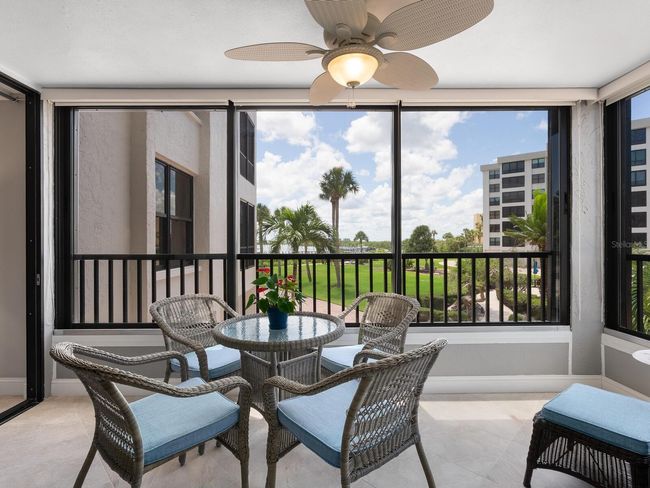 APT-104 - 8701 Midnight Pass Rd, Condo with 2 bedrooms, 2 bathrooms and null parking in SARASOTA FL | Image 17