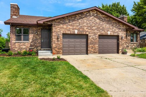 847 Carol Ave, Woodstock, IL, 60098-2276 | Card Image