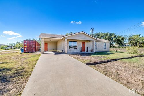301 W Duncan Ave, Mertzon, TX, 76941 | Card Image