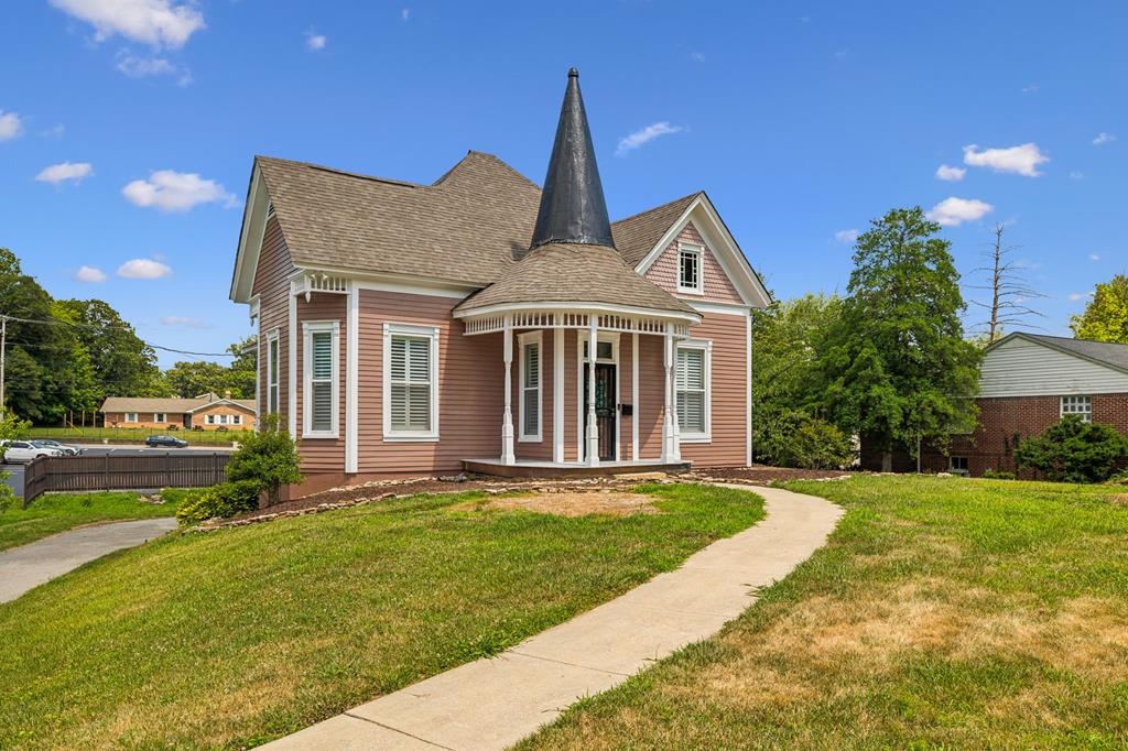 Jefferson Ave, Cookeville, TN 38501