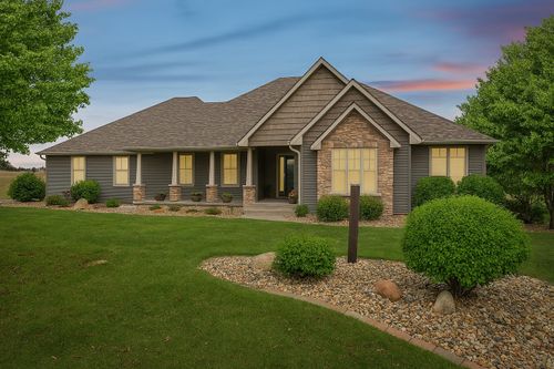 1539 239th St, State Center, IA, 50247-9601 | Card Image